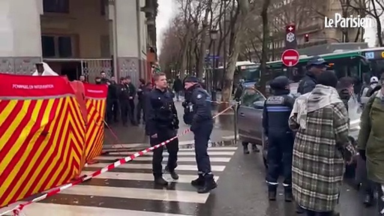 Paris : une cycliste meurt percutée par un camion près du métro Barbès