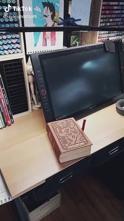 Première vidéo ici, j'avais envie de la faire sur SNK , dites moi ce que vous en pensez 👌