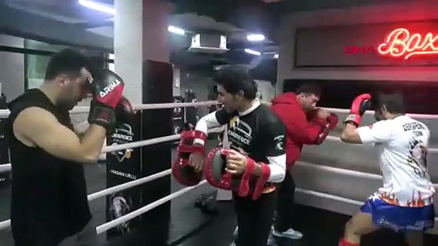 Doktorlardan ''şiddete karşı muaythai hamlesi: Şiddete karşı savunma sporuna yöneldiler