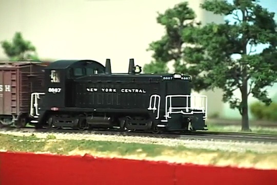 Model Railroader product review_ Broadway Limited Imports Paragon2 SW7 HO scale diesel