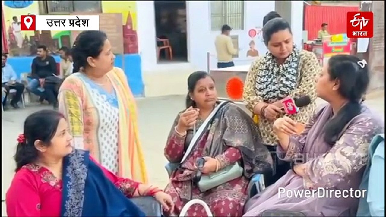 वाराणसी: मसान होली पर काशी में तकरार, विद्वत परिषद ने बताया फूहड़ता का बाजार, काशी की महिलाओं ने दिया जवाब