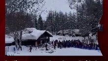Italia: una avalancha cubrió de nieve una estación de esquí, autoridades evacuaron la zona, no se registraron heridos.