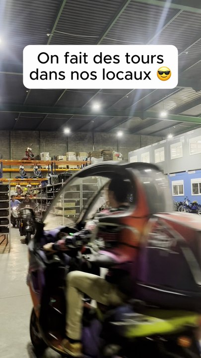 On fait des tours dans les locaux ⚡️🛵