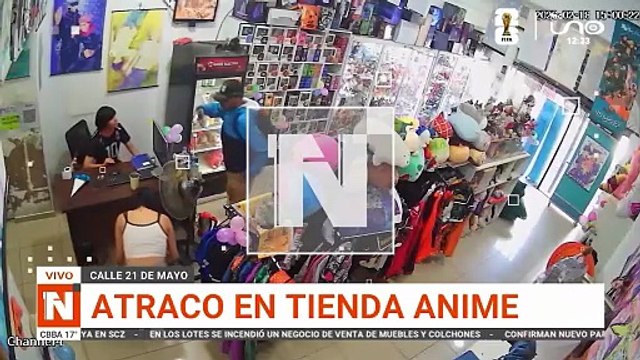 Testigos relatan como atr4caron tienda de ánime