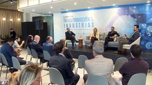 Lopesan, CaixaBank y Philip Morris reflexionan sobre la transformación industrial en Canarias