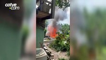 Casa é destruída pelo fogo em Florianópolis