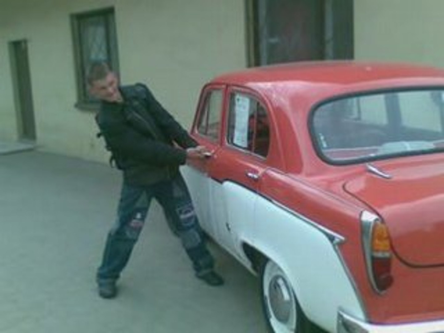 ⁣Дружба превыше смерти!