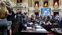 Escándalo en Diputados: la kirchnerista Carignano desconectó cables e intentó boicotear la sesión