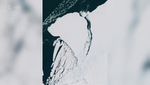 Giant Iceberg Breaks Off Antarctic Brunt
