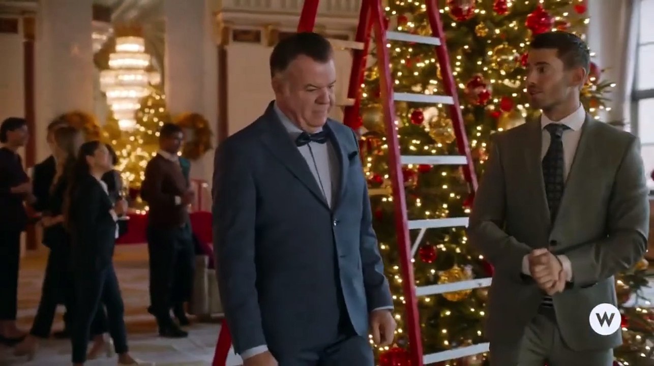 A Royal Queens Christmas (2021) | Hallmark Holiday Romance