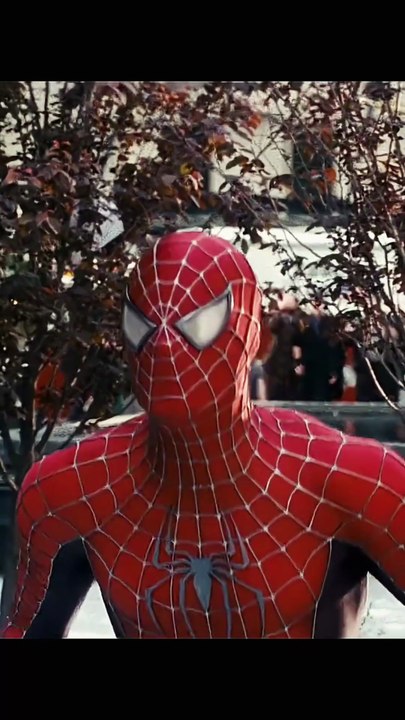 Spider-Man Saves Gwen Stacy | Spider-Man 3 Best Movie Scene