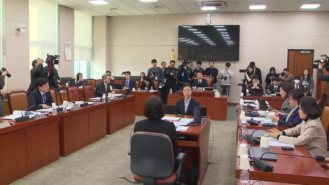 '자사주 소각 의무화' 3차 상법 개정안, 법사소위 통과 / YTN