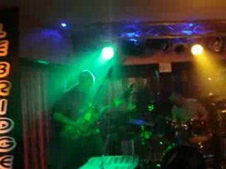 NELSON MONFORT, DU METAL EXTREME AU BRIDGE CAFE CONCERT