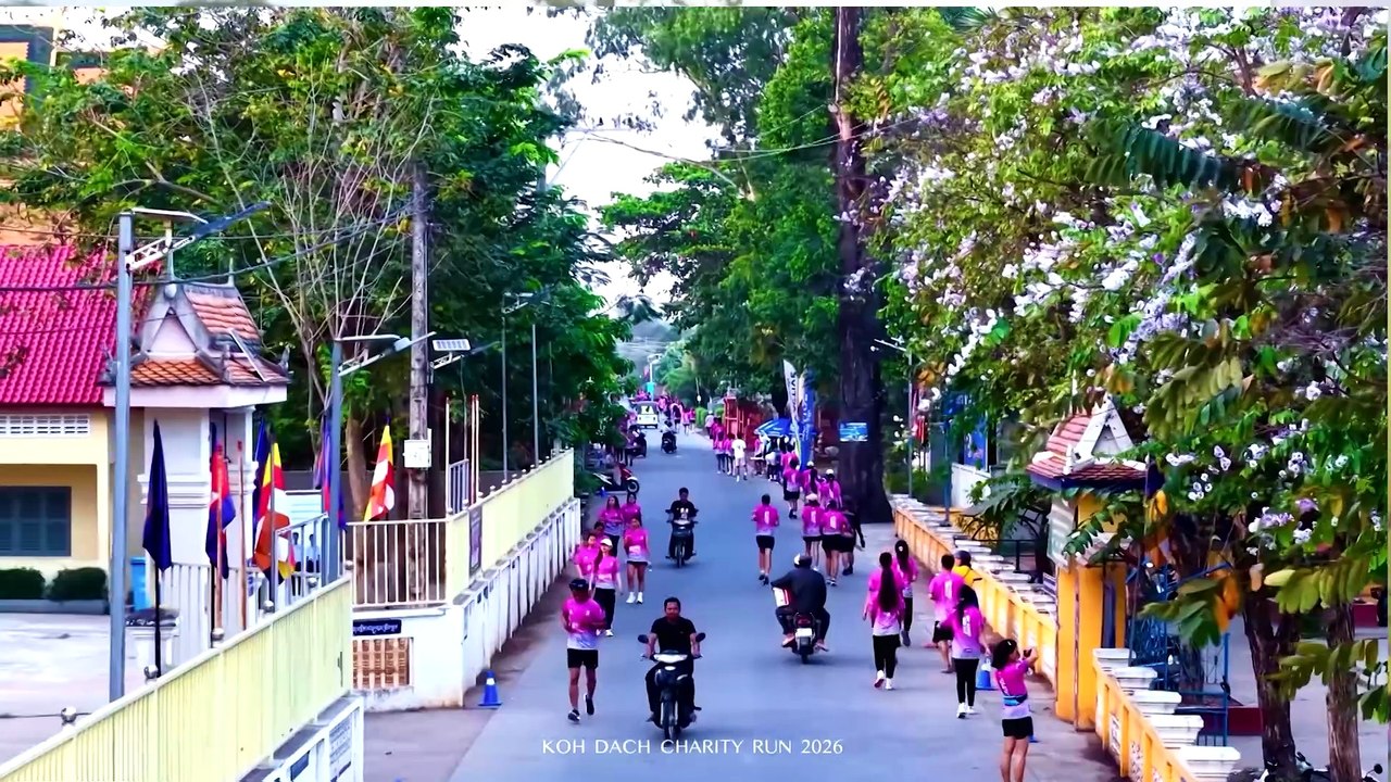 យុវតី ទូច មេត្រី សិស្សថ្នាក់ទី១២ មកពីជម្ពូវ័នសារភាពថា ពិតជាជាប់ចិត្តជាប់ស្នេហ៍ជាមួយការរៀបចំភូមិឋានអ្នកស្រុកកោះដាច់