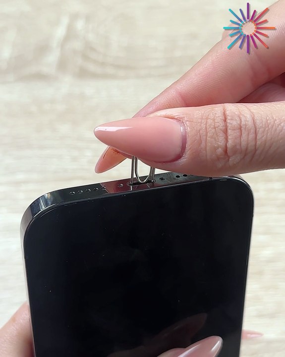 The simple way to clean speaker holes