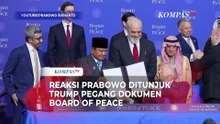 Reaksi Prabowo Saat Ditunjuk Trump Pegang Dokumen Board of Peace Depan Pemimpin Dunia