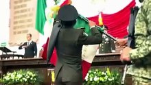 🇲🇽🎖️ La secretaria de Turismo, Cristina Amezcua, conmemoró junto al gobernador y alcaldes el 113 aniversario del Ejército Mexicano, en una ceremonia realizada en el Congreso del Estado.