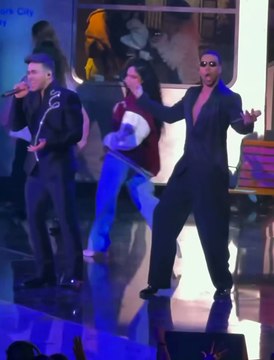 Amara La Negra brilló junto a Romeo Santos y Prince Royce en Premio Lo Nuestro 2026