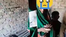 Yateem Bachon Ki Baywah Maa Ki Madad | Raqam De Kar kuch Sahara Diya 🤲💔