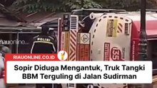 Sopir Diduga Mengantuk, Truk Tangki BBM Terguling di Jalan Sudirman