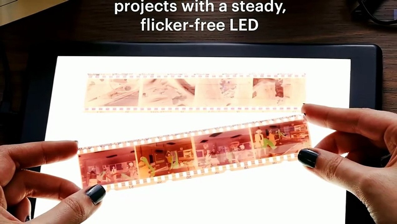 KODAK 7x5 LED Light Box for Negatives, Slides & Films | Glare-Free, USB Powered