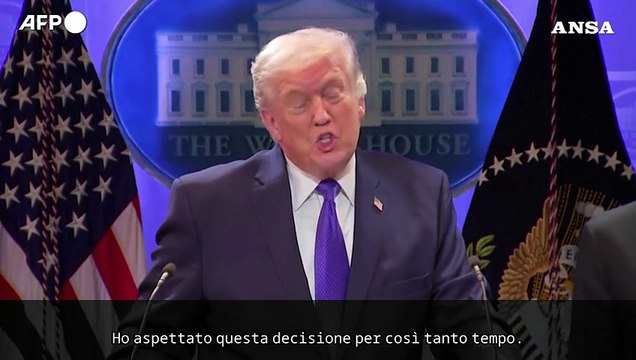 Trump sulla Corte Suprema: Decisione ridicola, non protegge gli Stati Uniti