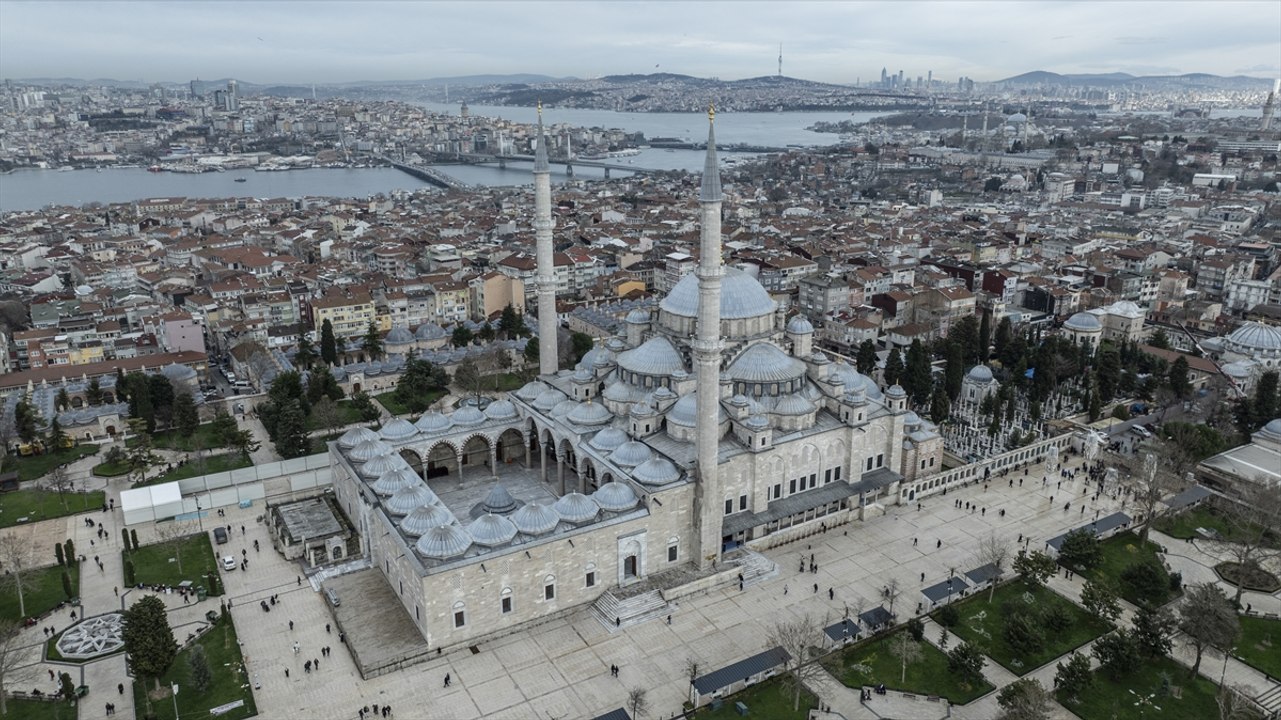 Fatih Sultan Mehmet'in emaneti, yaşayan kültür mirası: Fatih Camii