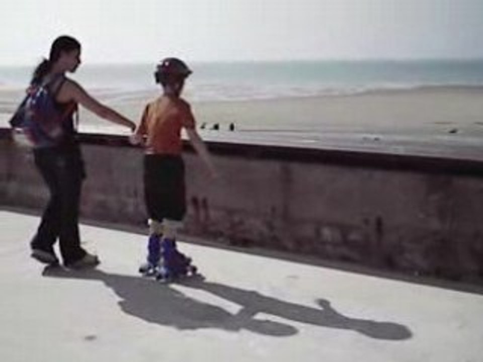 Premier pas d'alex au roller