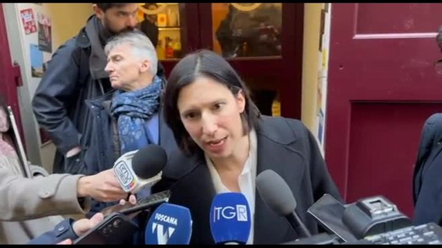 Dazi, Schlein: ora Meloni difenderà Trump o per una volta l'Italia?