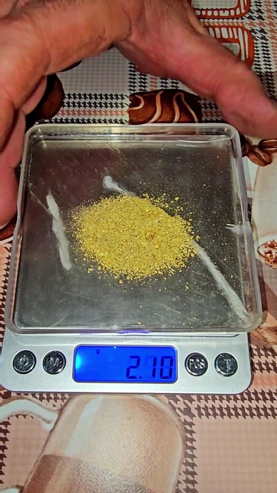 #goldrush #goldriver #gold #goldpan #goldpanning #golddigger #goldhunter #goldmines #goldprospecting #goldnugget #GOLDFINDER #american #america