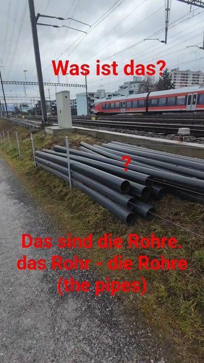 Was ist das? 🤔 Das sind die Rohre! In diesem Video lernst du ein wichtiges Wort für den Alltag und die Baustelle. Aber Vorsicht: Verwechsle die Rohre nicht mit den Röhren!
