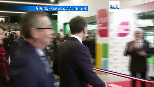 A francia elnök szerint a kormány vizsgálja az új amerikai vámokhoz való alkalmazkodás lehetőségeit