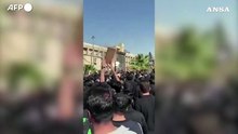 Iran, gli studenti tornano a protestare contro il regime