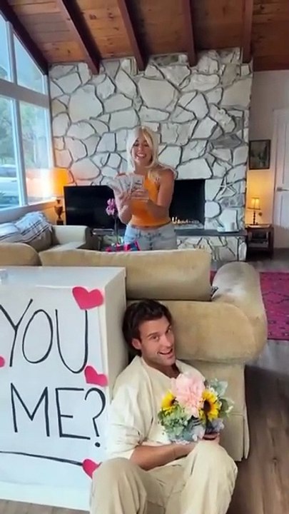 What a creative proposal! BEAUTIFUL💖💖🙌🏻💍