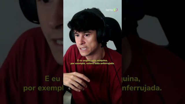 Jogador profissional de ‘tapete de dança’ viraliza nas redes sociais dançando com perfeição #shorts
