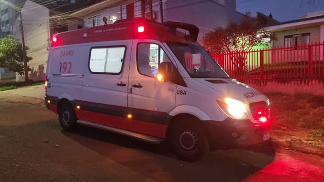 Homem de 46 anos é atendido pelo SAMU após mal-estar em residência