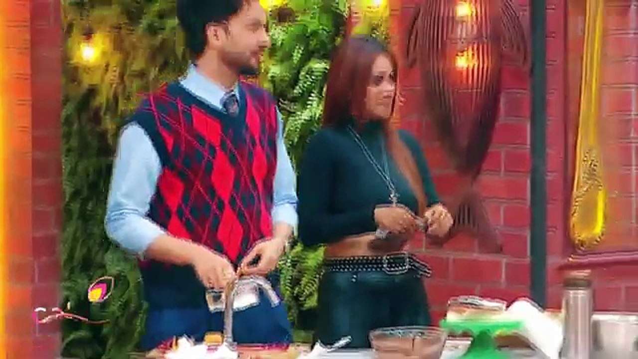 Ice Chaos In Laughter Chefs | Laughter Chefs 3