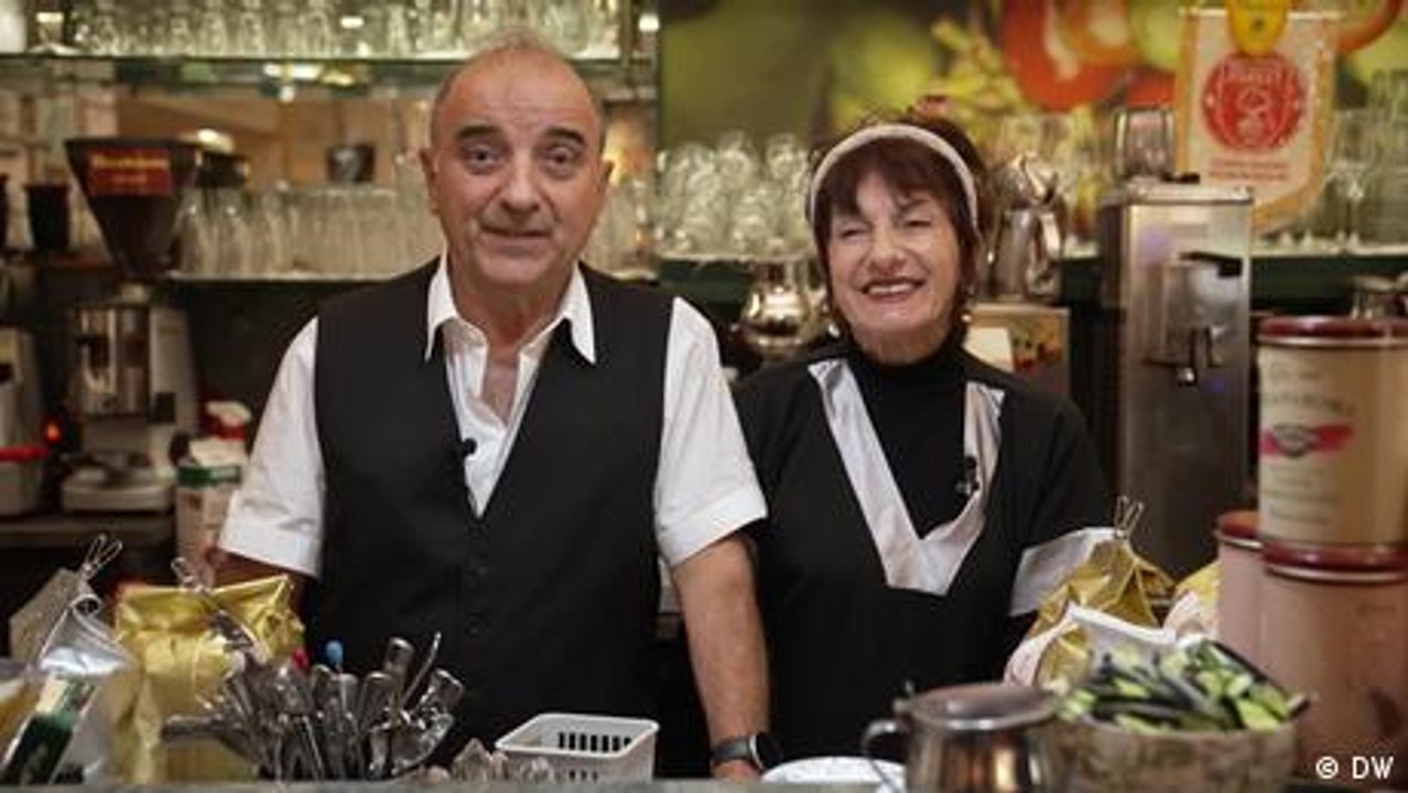 The coffee bar in Italy: more than just espresso!