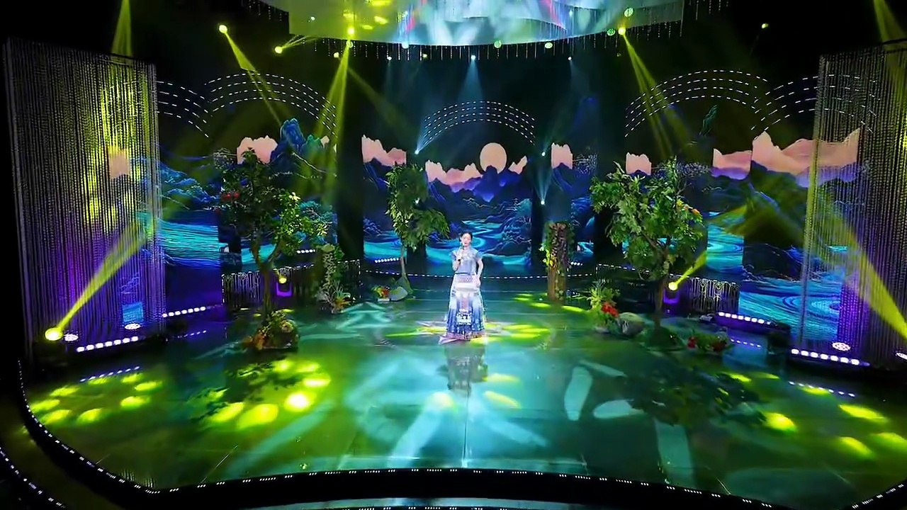 Gặp Nhau Giữa Rừng Mơ - Hương Ly