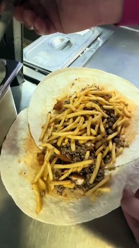 GooD FooD GooD MooD French Tacos Viande & Frites & Sauce Gruyère. #BR3 #Tacos #Foodie #Foodlover #Eat