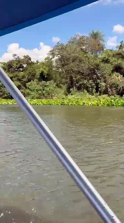 Momento em que o barco de Pedro Manoel foi encontrado à deriva, no Rio Paraná, em Porto Figueira