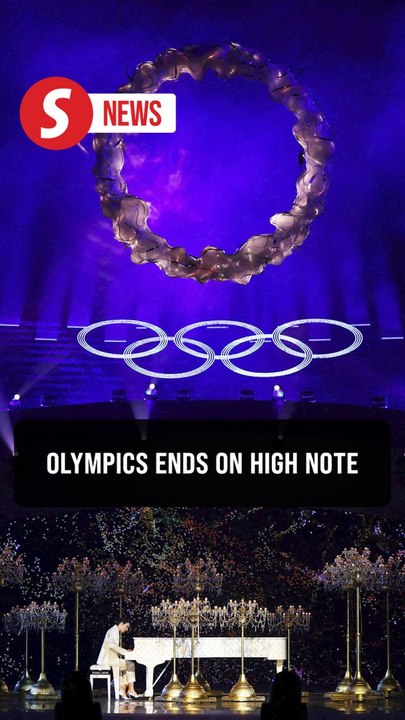 Spectators leave amazed by Olympics closing ceremony