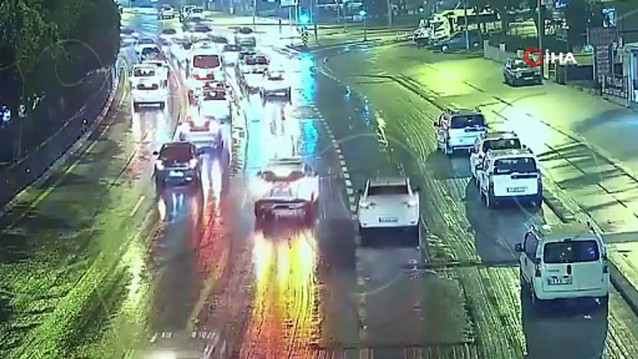 Bu kadarına da pes artık! Trafik magandası havaya ateş açtı