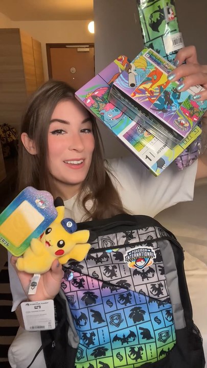 Unboxing des goodies exclusif du championnats Pokémon ✨ *produits offerts