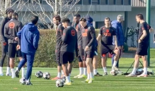 VIDEO FCIN1908 / Inter in campo per la rifinitura: Dumfries presente col gruppo