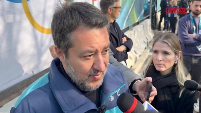 Salvini: «Se le accuse al poliziotto che ha sparato a Rogoredo fossero confermate, sarebbe un oltraggio ai colleghi in divisa»