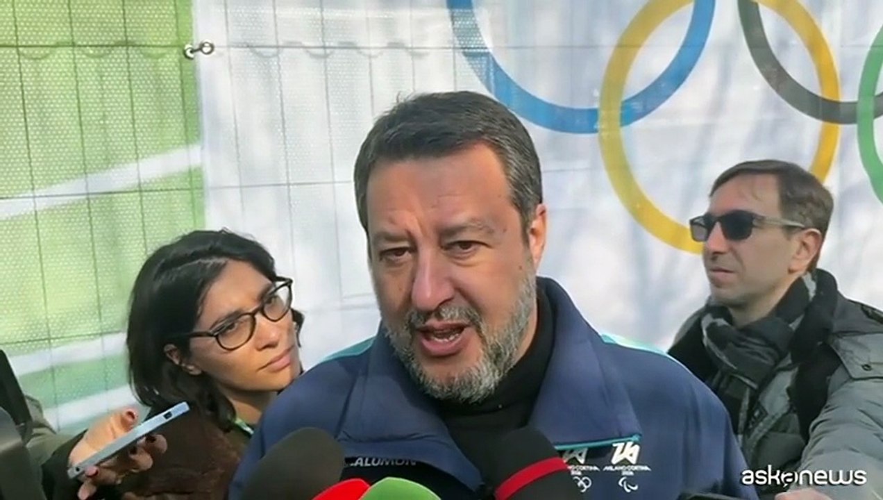 Rogoredo, Salvini: "Chi sbaglia paga, se in divisa paga anche di più"