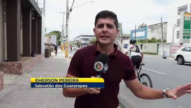 Homem não identificado é brutalmente atacado e morto na Avenida Bernardo Vieira de Mello, em Piedade - Análise do caso e investigação em andamento