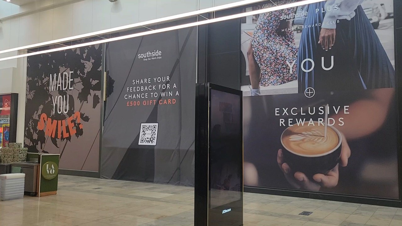 Filmed outside the former H&M and Gap stores in Wandsworth.