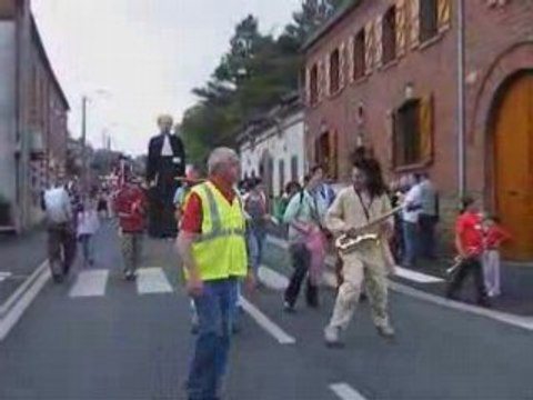 Le défilé des géants à sainte catherine lez arras